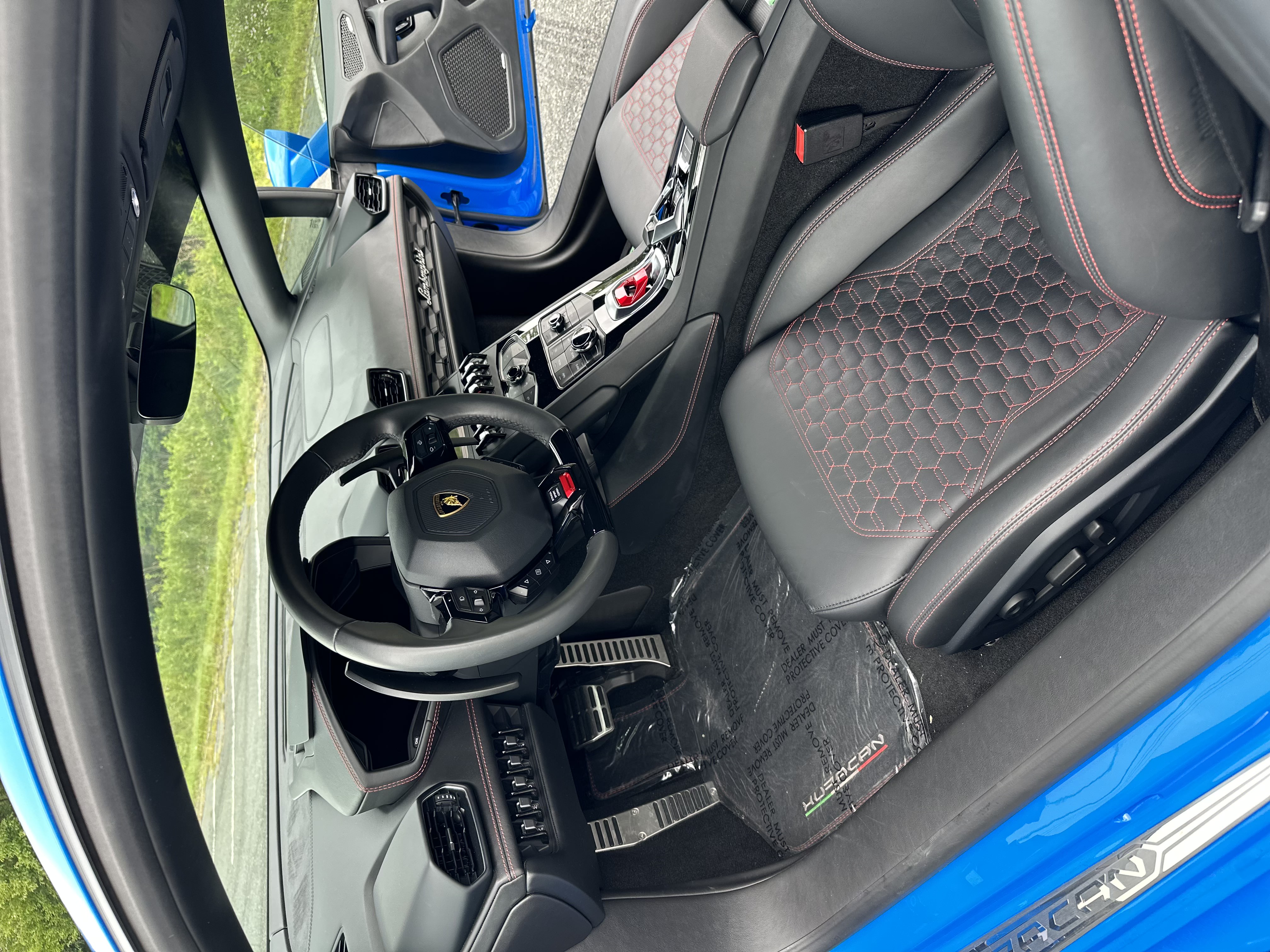 blue 2018 Lamborghini Huracan LP interior photo